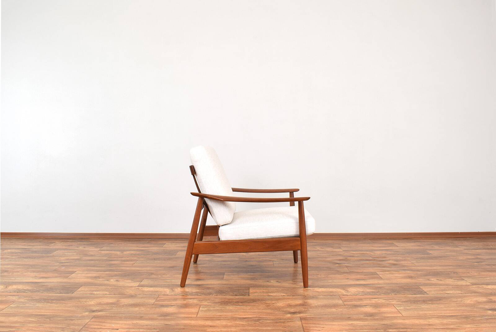 Mid-Century Danish Teak Armchair FD-164 by Arne Vodder for France & Son