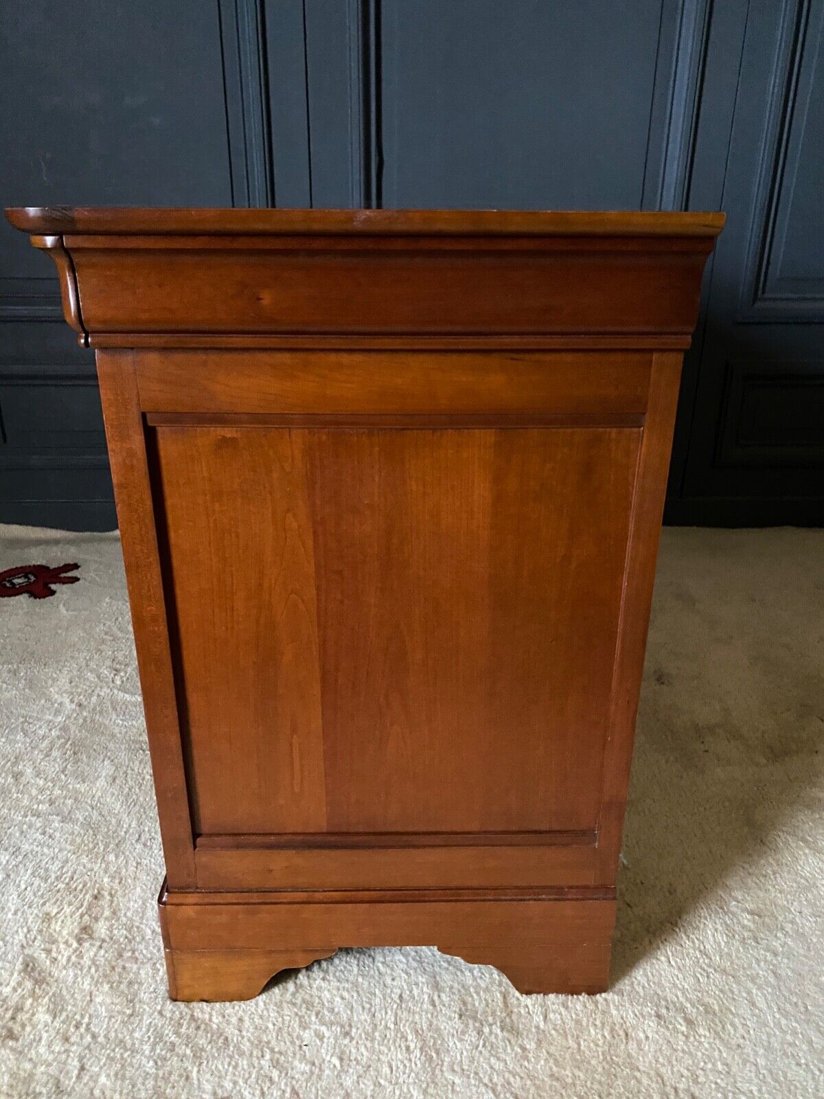 Commode en merisier 3 tiroirs XXe style Louis Philippe