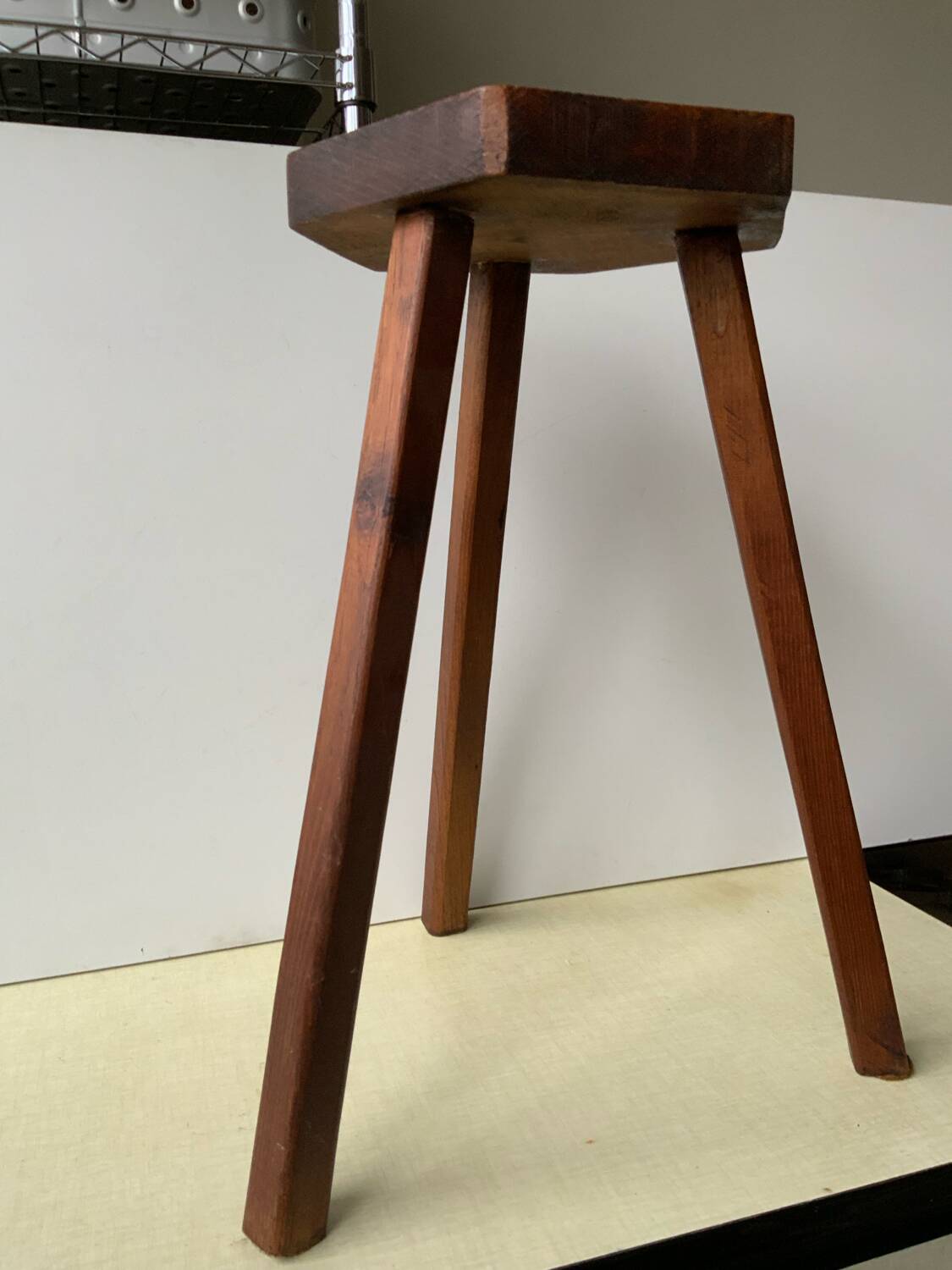 Tripod stool