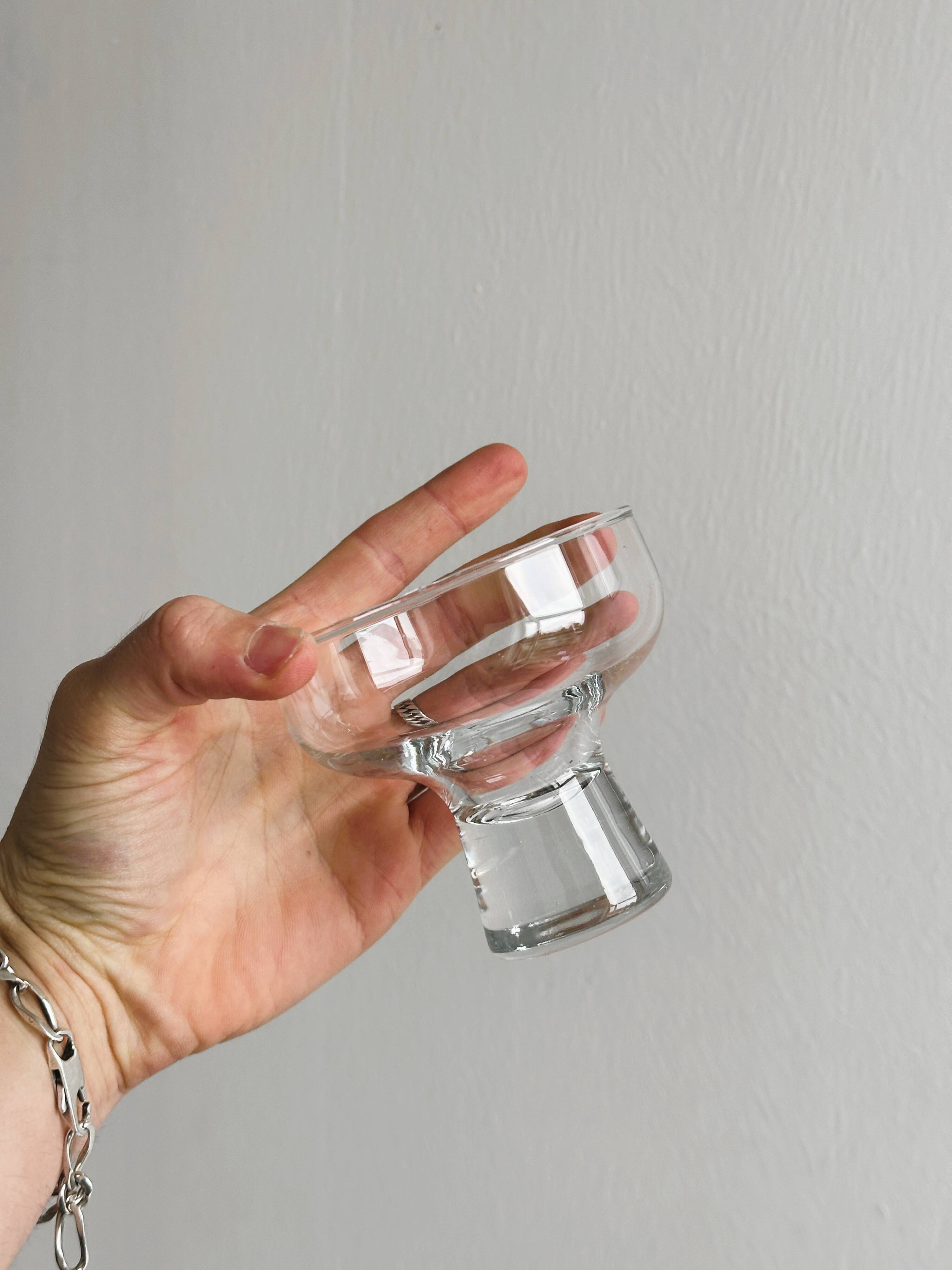 6 verres sur pied en verre épais design