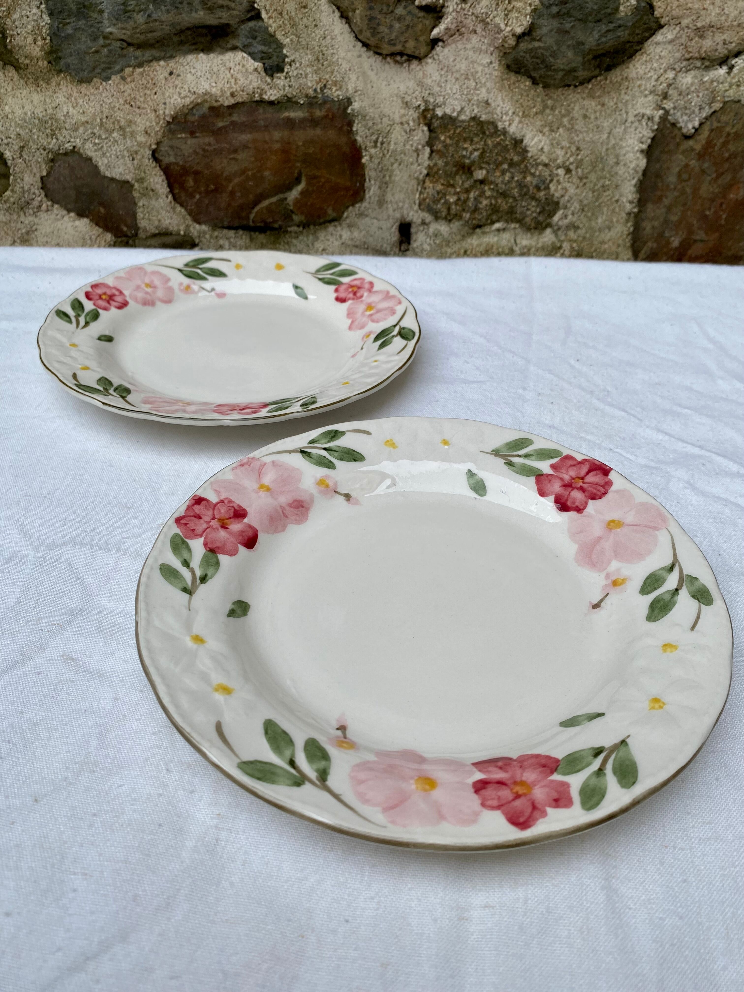 Assiettes fleuries