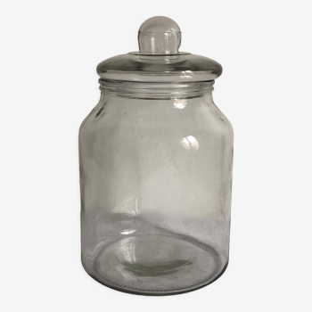 Large confectioner's jar