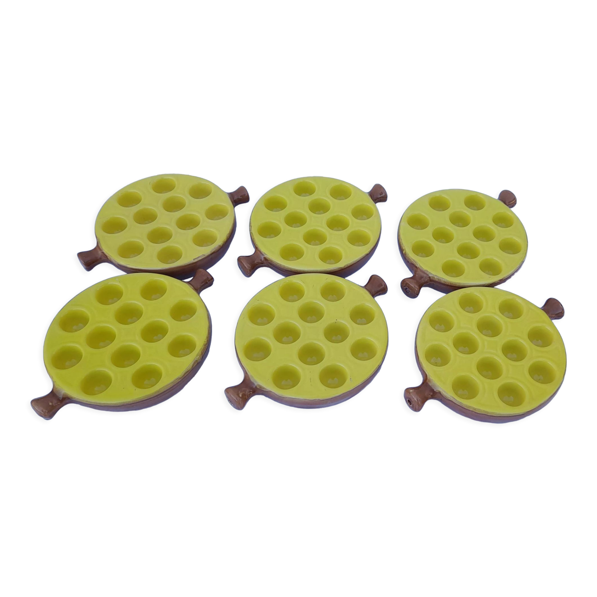 6 plates for 12 snails The Burgundy diam 18 cm