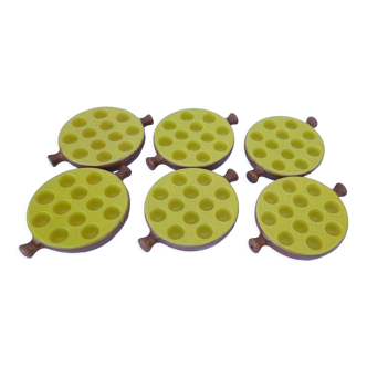 6 assiettes pour 12 escargots La bourguignonne diam 18 cm