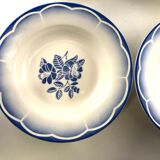 4 assiettes creuses Digoin Sarreguemines modele Marsac blanc et bleu avec fleur art déco