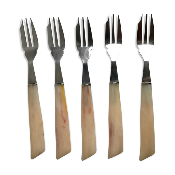 Lot de 5 fourchettes à dessert en corne années 60-70