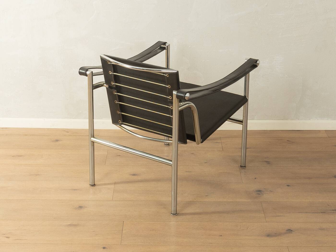 Cassina LC1 armchair by Le Corbusier, Pierre Jeanneret & Charlotte Perriand