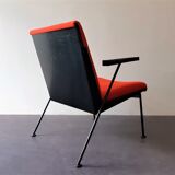 Red 'Oase' lounge chair with armrests by Wim Rietveld for Ahrend de Cirkel, 3 available