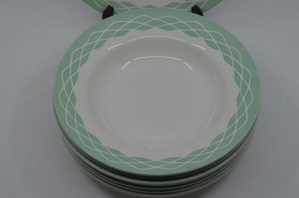 8 assiettes creuses terre de fer Digoin