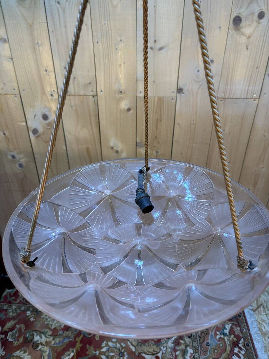 Degué ceiling light, Art Deco pressed moulded glass