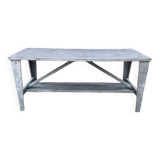 Metal table