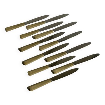 11 vintage knives