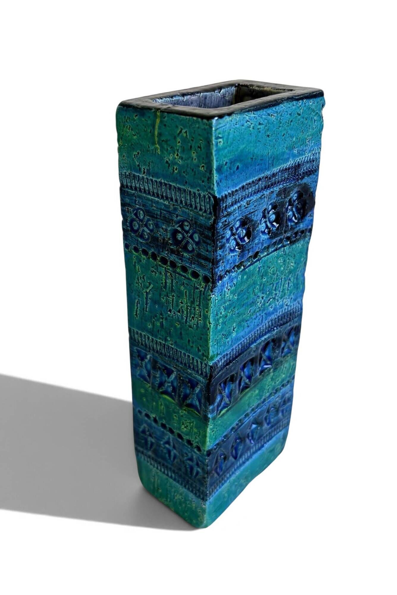 Aldo Londi for Bitossi "Rimini Blu" vase in Etruscan revival ceramic, 1960s.