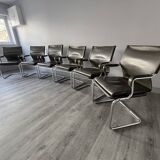 Set of 6 Uno chairs in grey leather on tubular chrome cantilevered frames