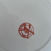 Set of six sub-cups or dessert plates