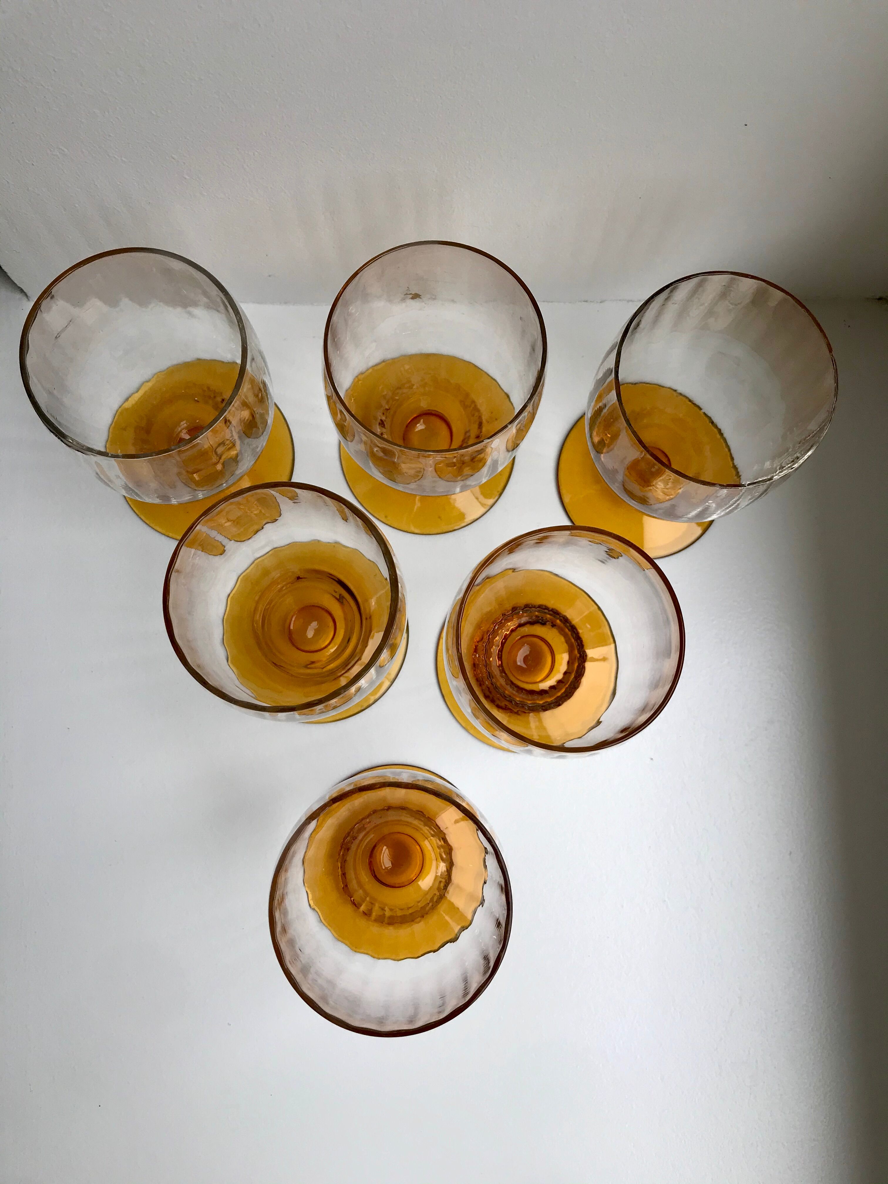 Lot de 6 verres à pieds ambré art déco années 30