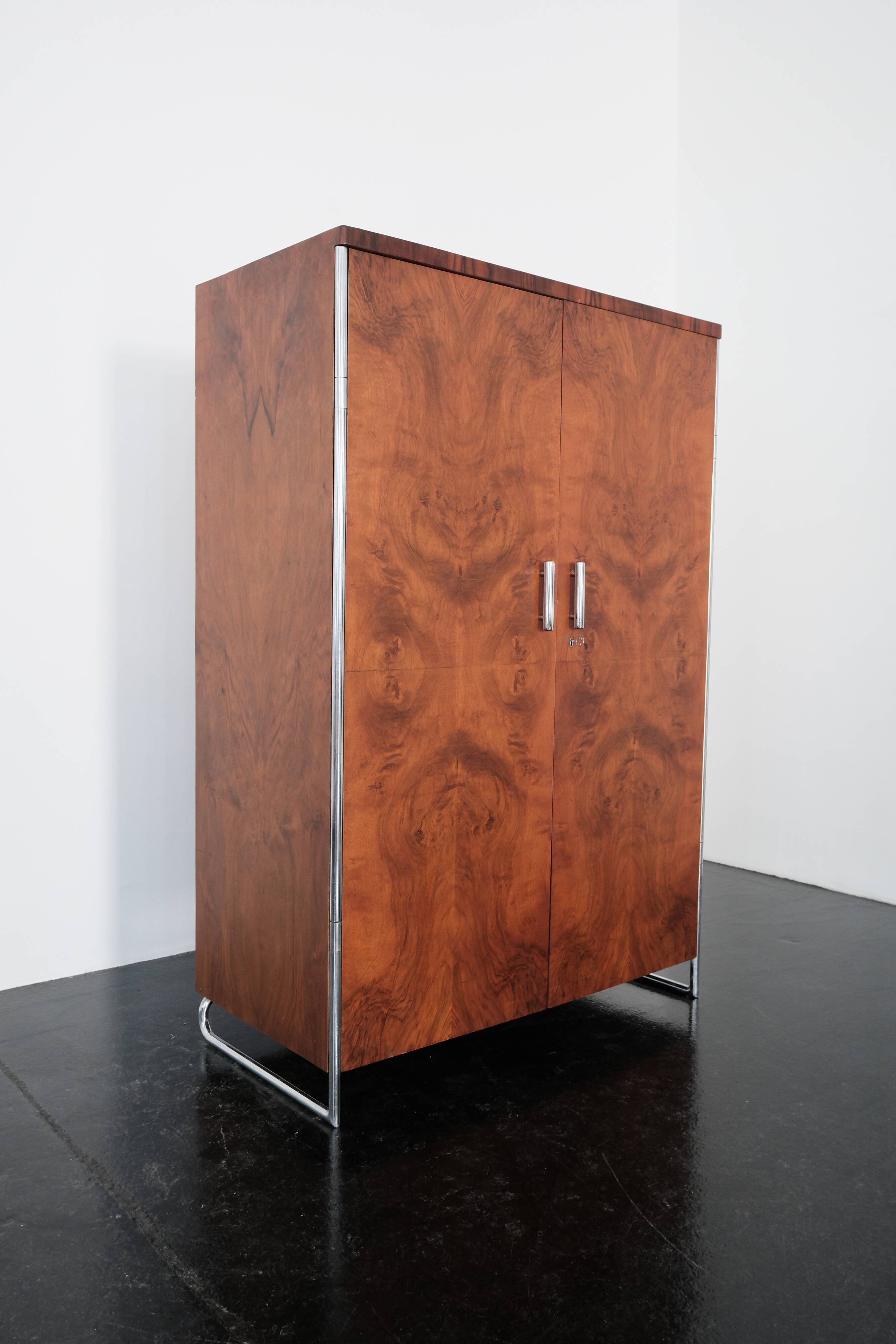 Armoire "KN 1" par Mücke Melder