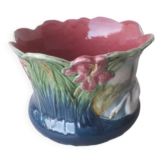 Earthenware cache-pot