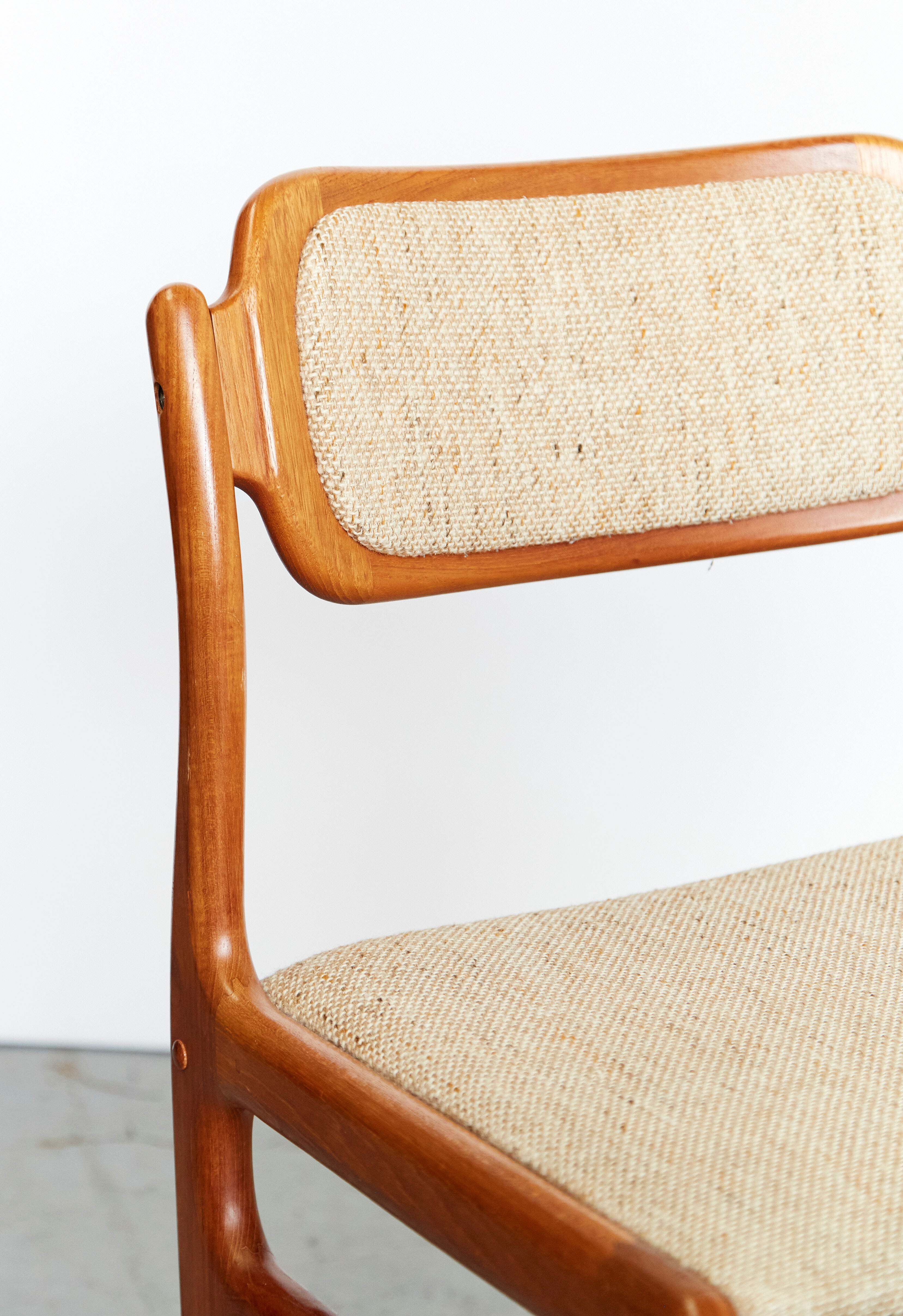 Johannes Andersen teak dining chairs for Uldum