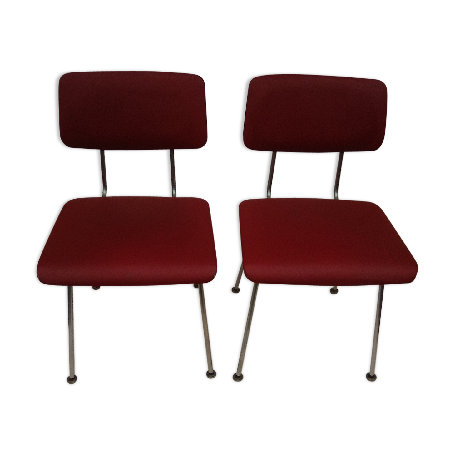 2 chairs in red skaï metal struxture 70s