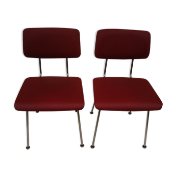 2 chaises en skaï rouge struxture métallique années 70