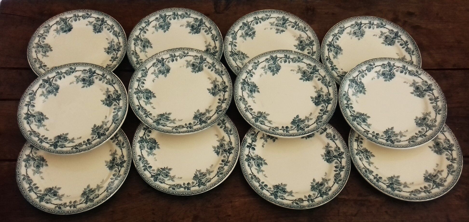 Lot 12 Flat Plates Iron Land Choisy the King Roses Blue Boulenger