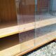 Meuble enfilade vitrine pied compas vintage