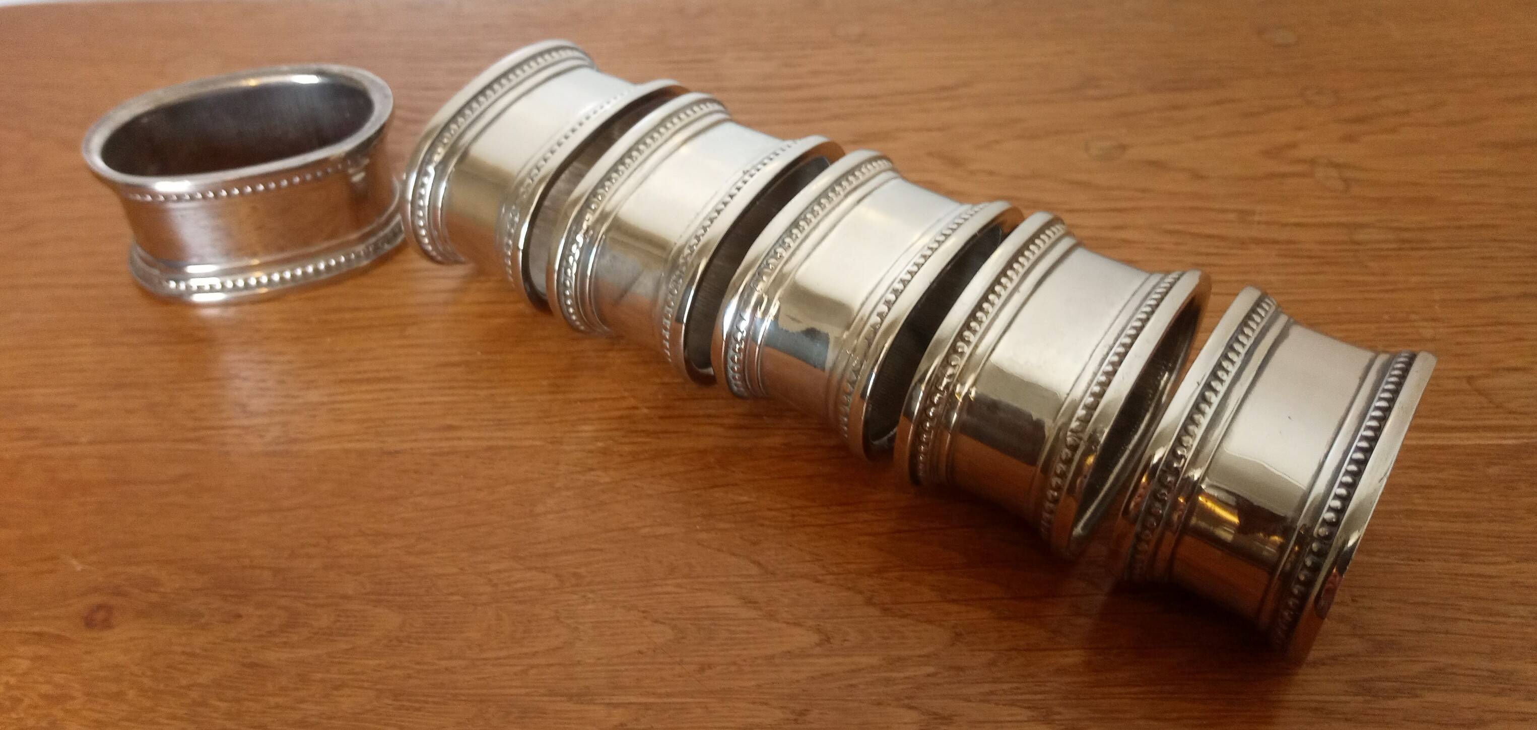 Six napkin rings