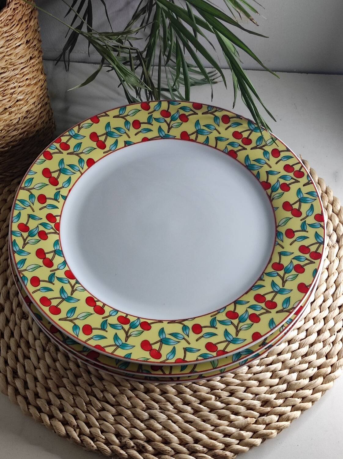 Cherry dinner plates