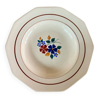 7 Saint Amand iron earth soup plates