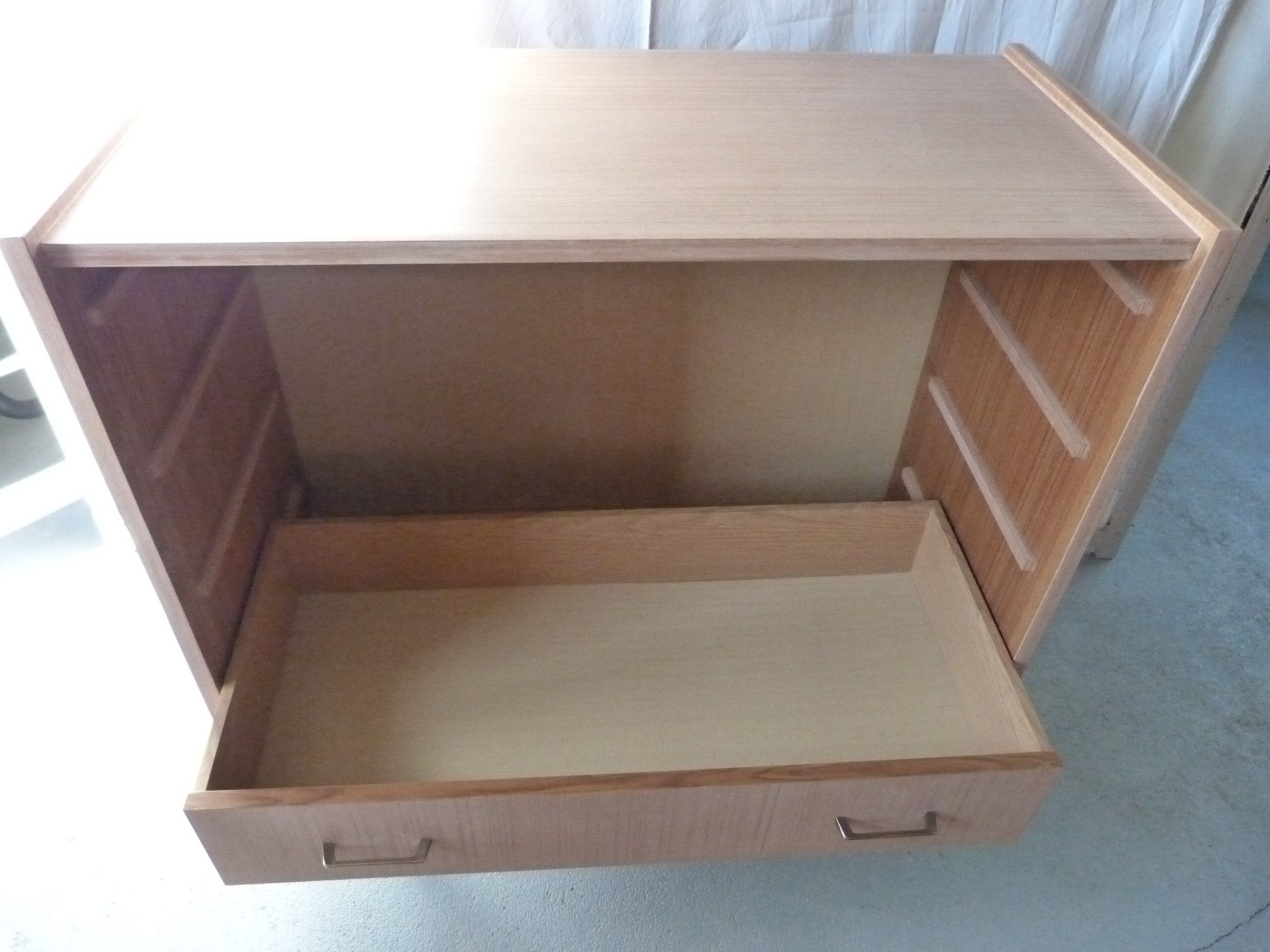 60s chest of drawers