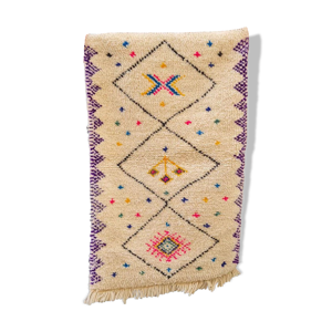 Tapis berbère en laine avec motif