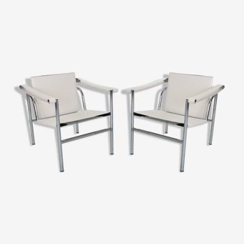 Set de 2 fauteuils en cuir blanc modèle LC1 Le Corbusier pour Cassina, années 1970