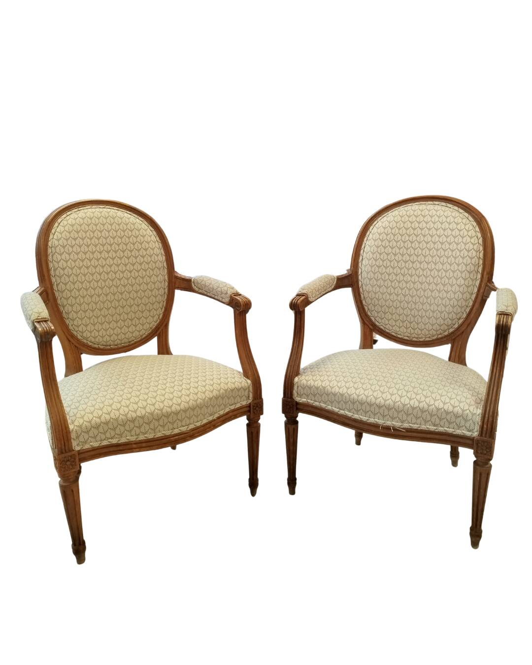 Paire de fauteuils Voltaire style Louis XVI, France