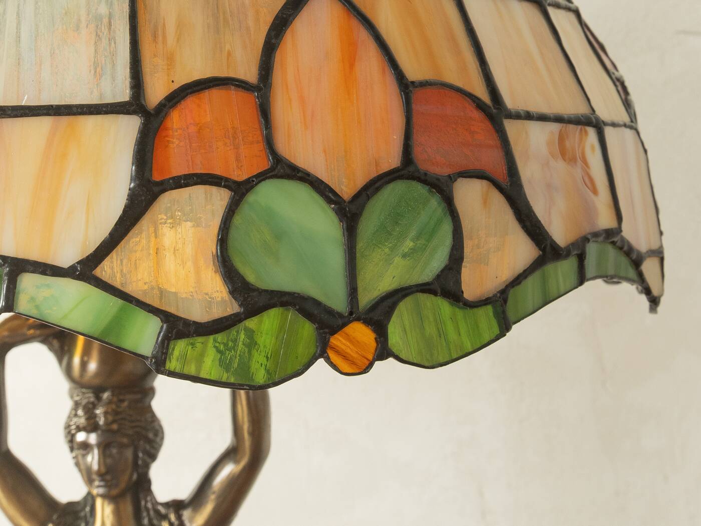 Lampe de table Tiffany Art Nouveau