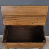 Dough table in walnut and pear wood, Louis XV – XVIII century.