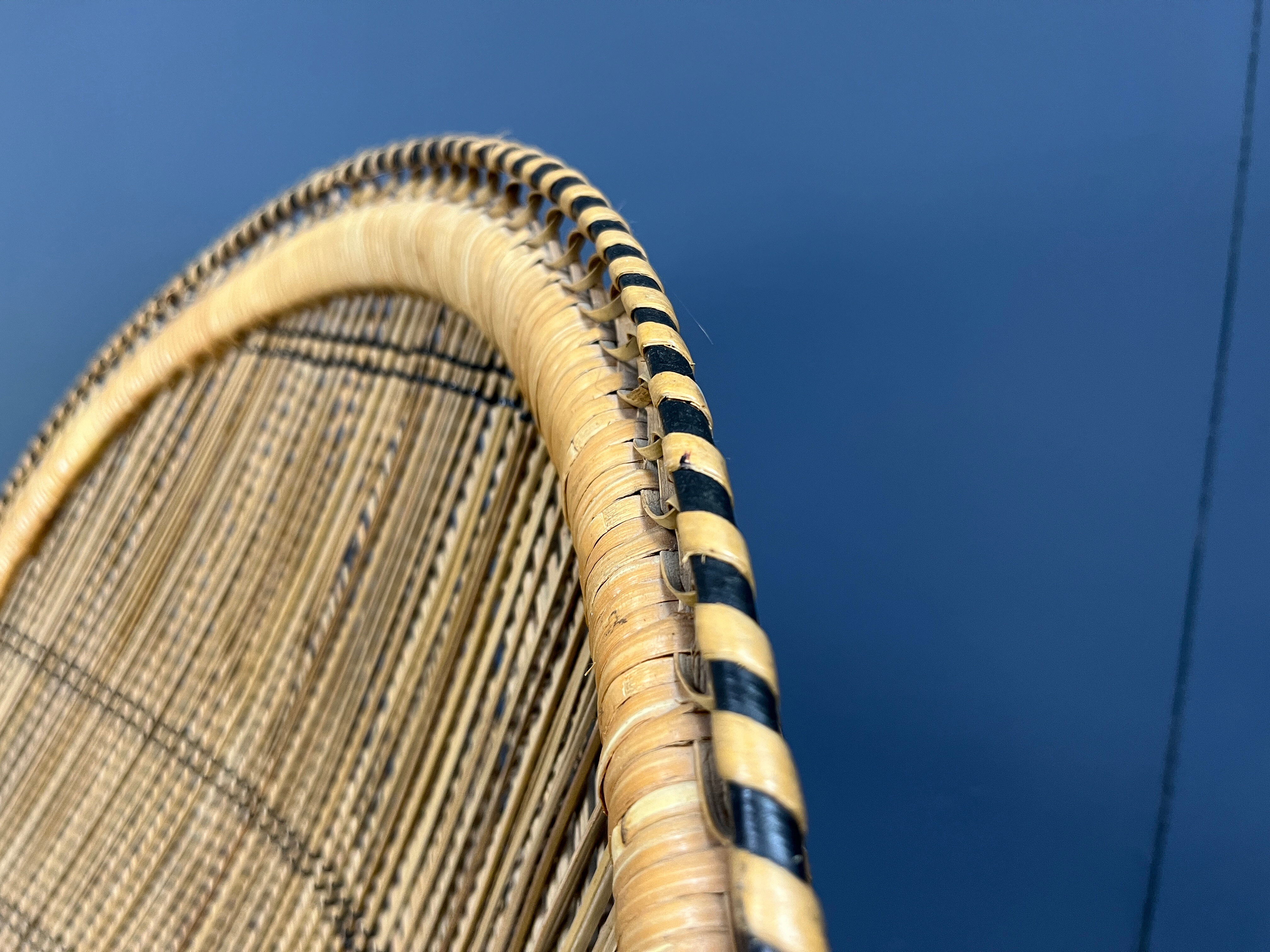 Vintage wicker peacock chair, 1970s