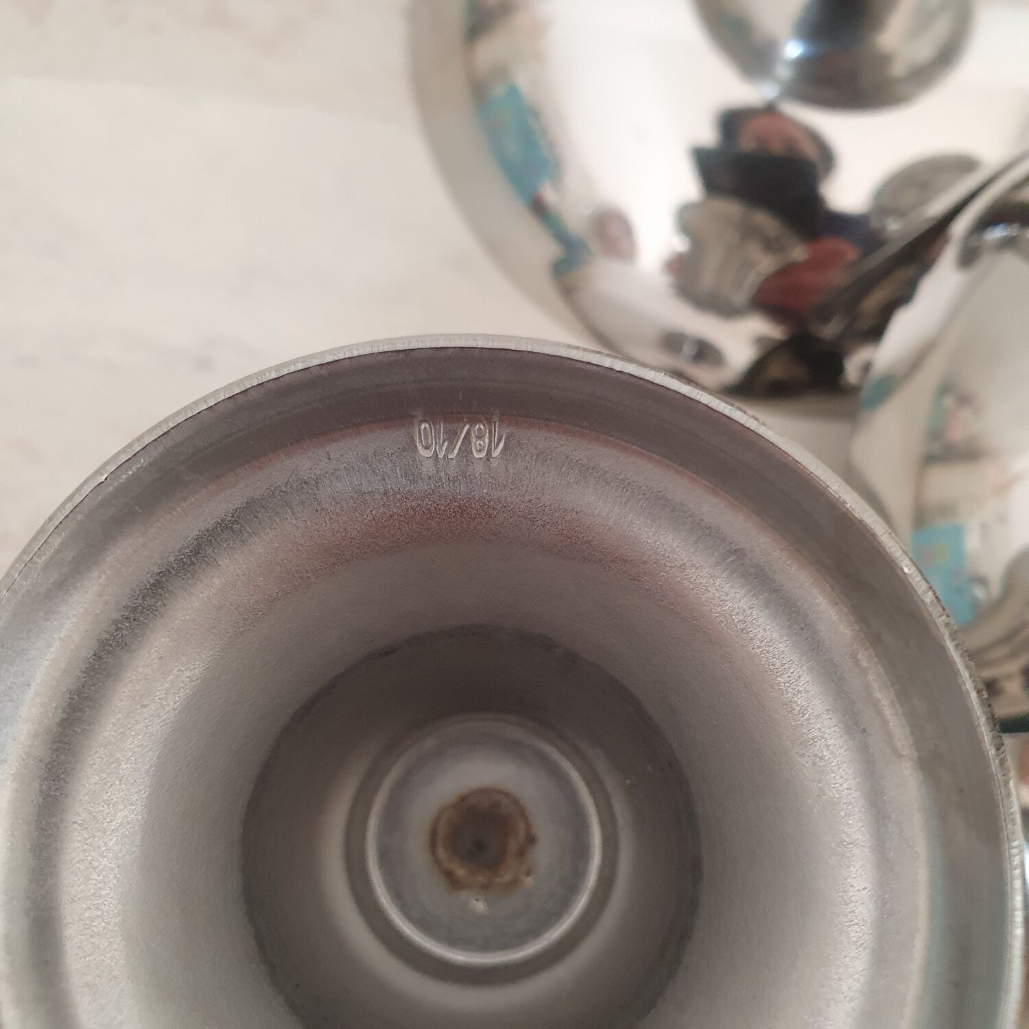 6 stainless steel 18/10 dessert bowls