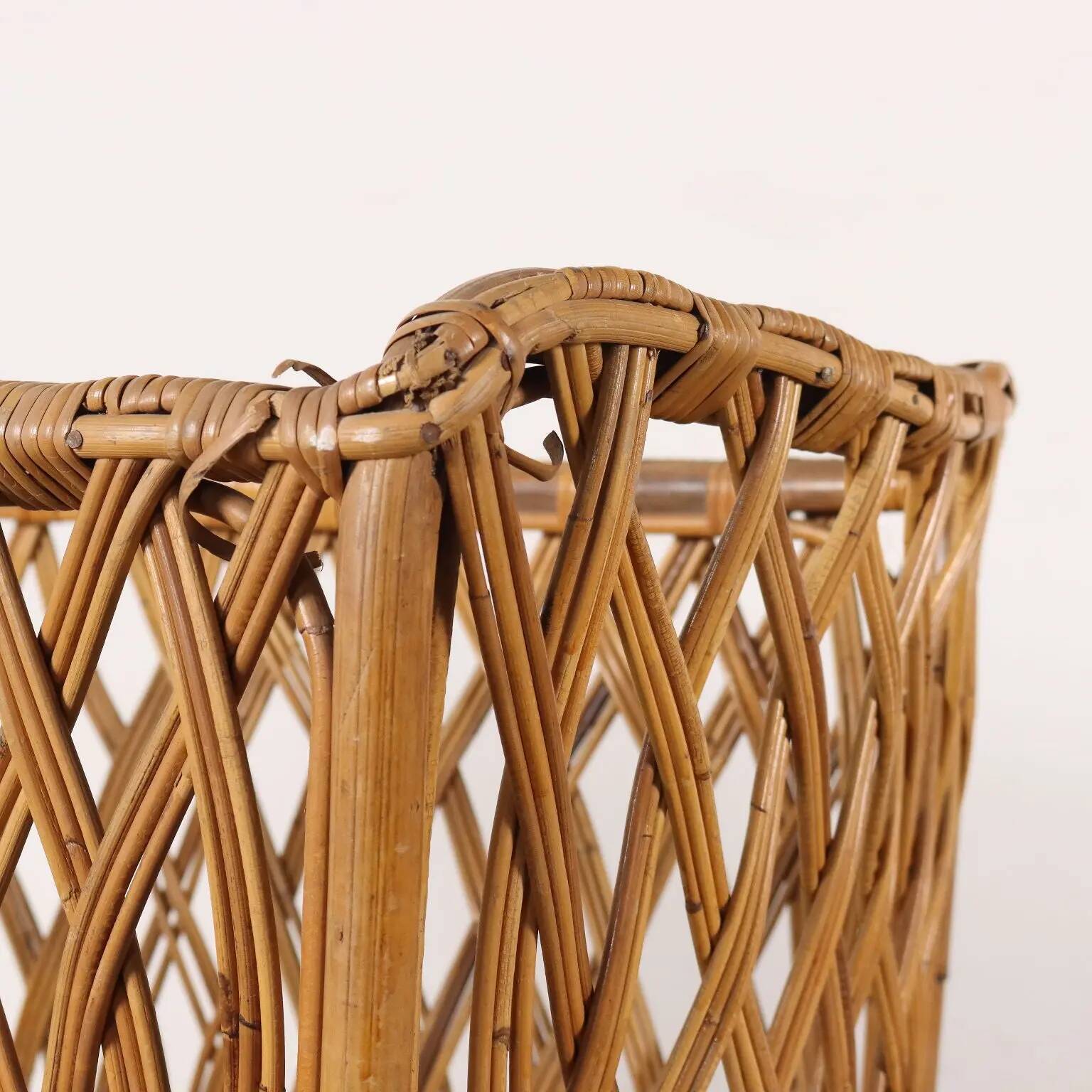 Vintage cradle from the 1960s, bamboo structure.