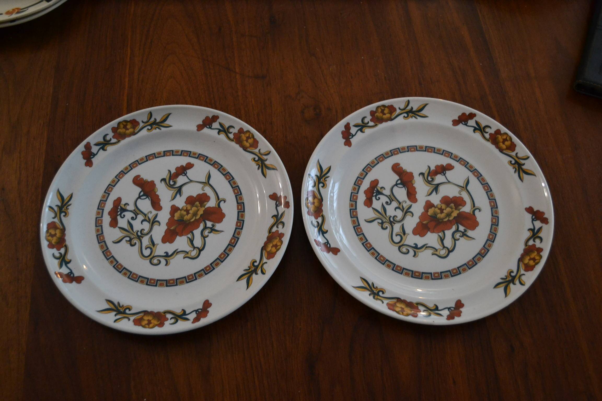 Set of 2 Syracuse plates