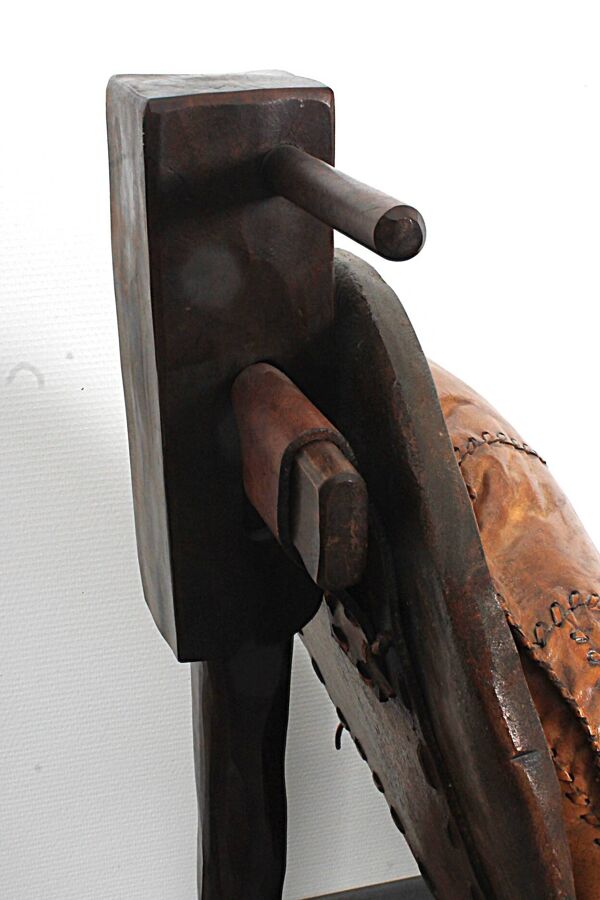 Fauteuil lounge brutaliste en chêne et ottoman, années 1970, lot de 2