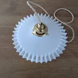Opaline dentelée blanche