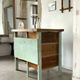 Mint-colored workshop furniture