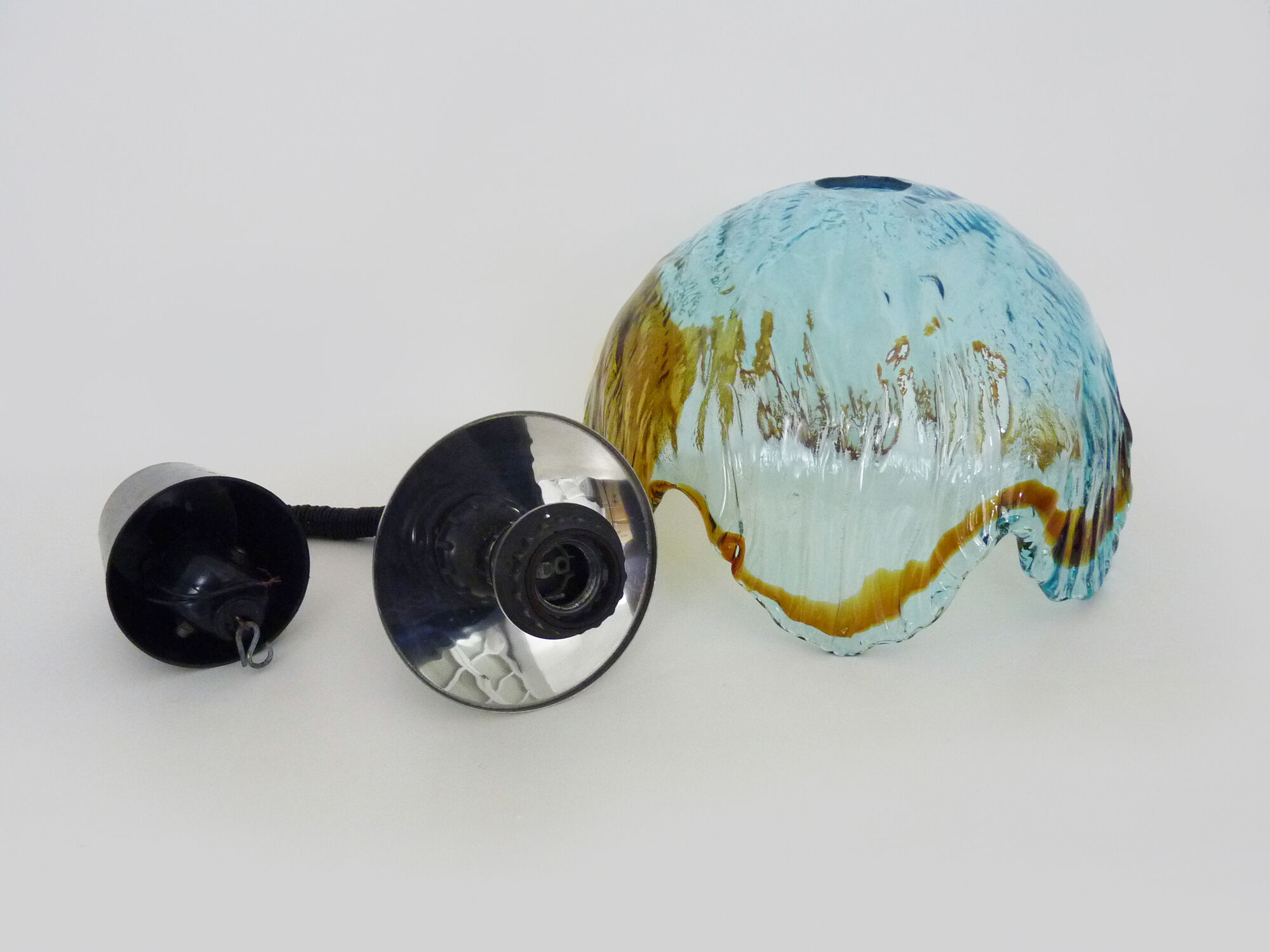 Vintage hanging lamp in blown Murano glass. 70s