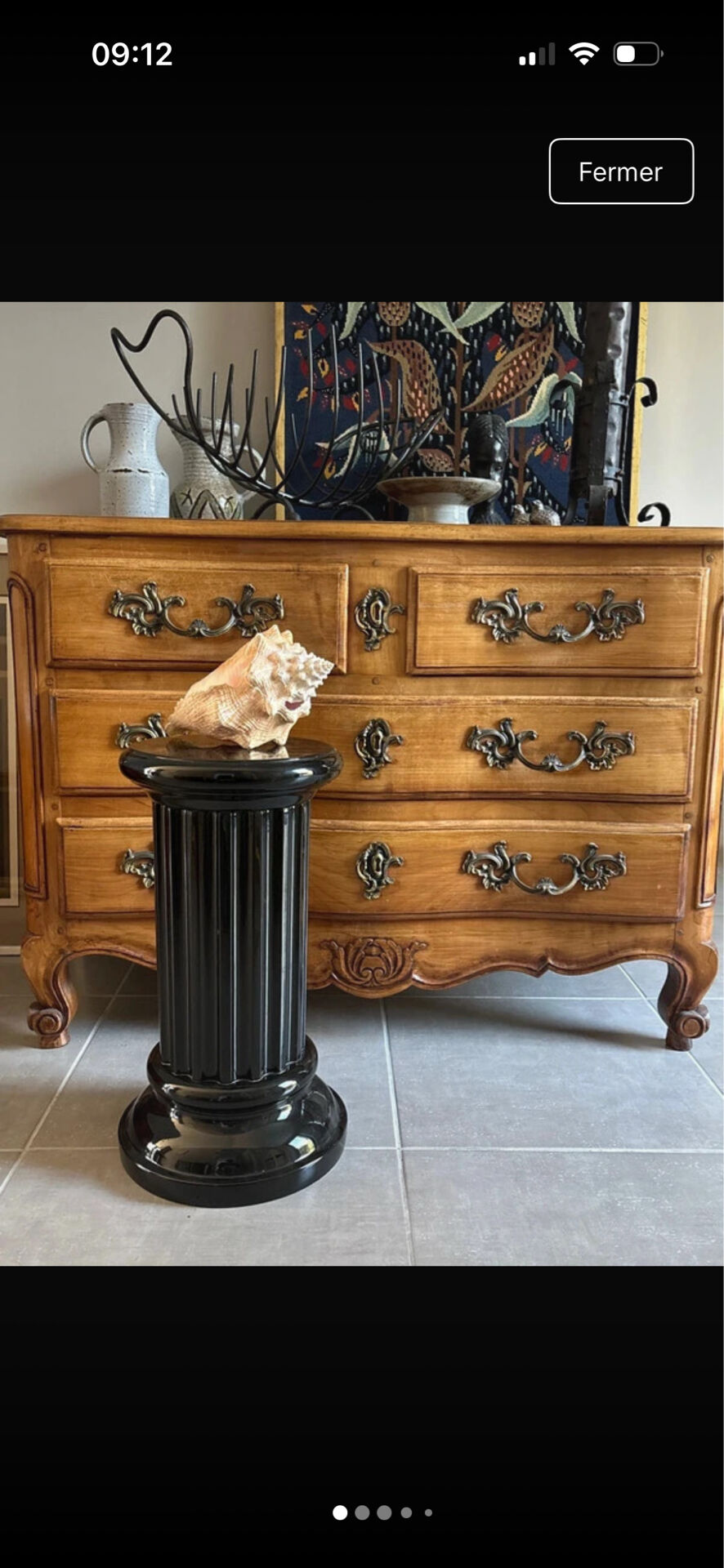 Black ceramic column