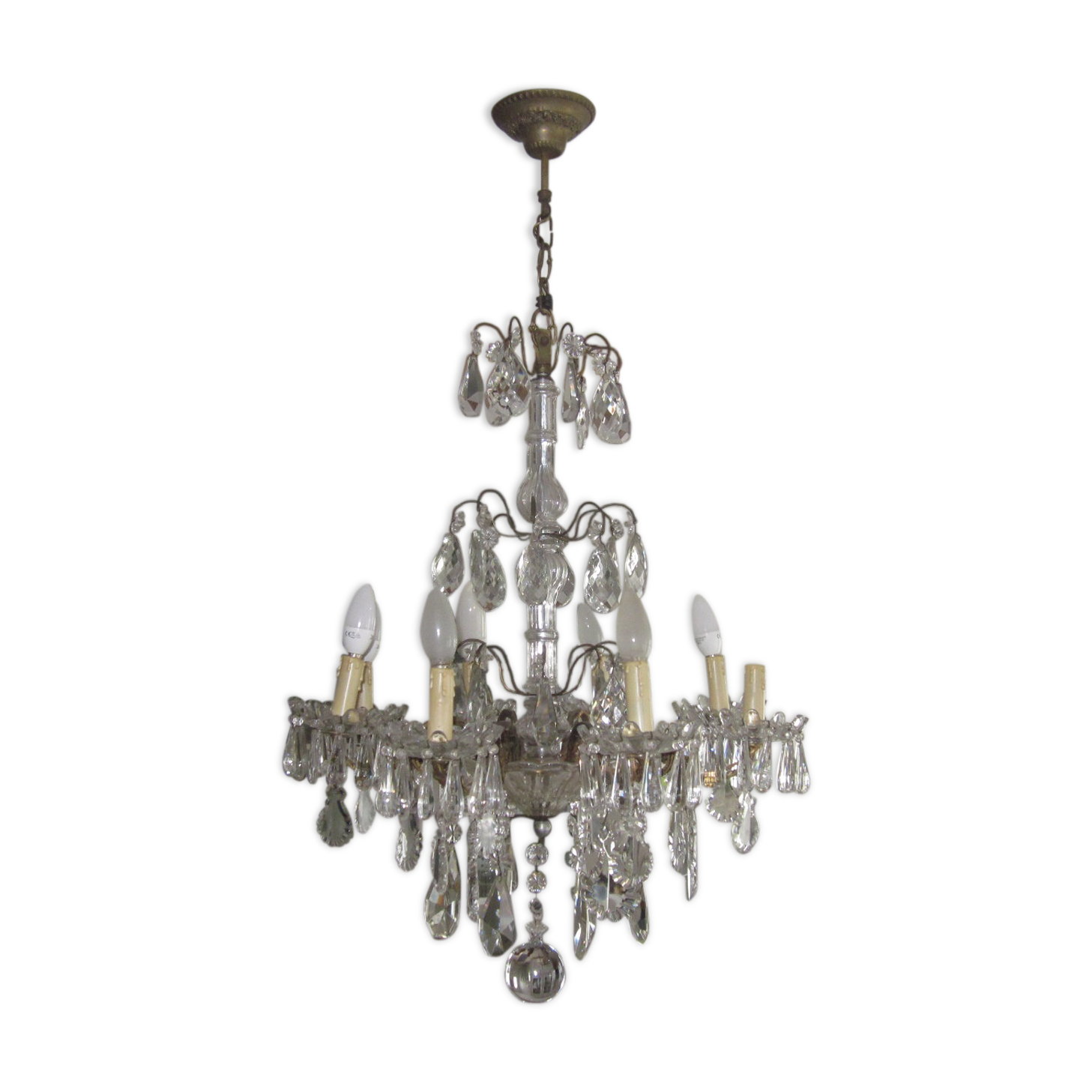 chandelier has antique pendants