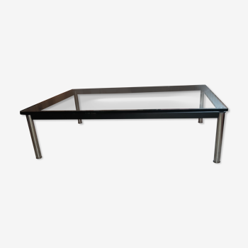 Coffee table by Le Corbusier by Cassina