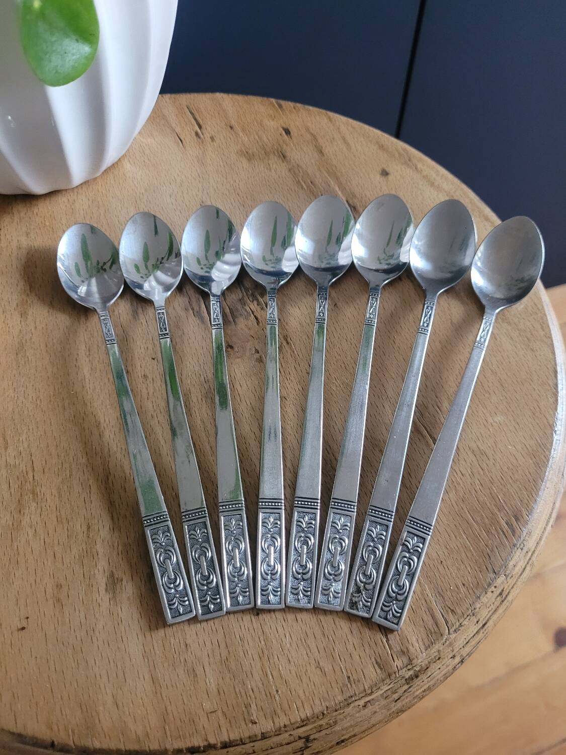 Set of 8 teaspoons