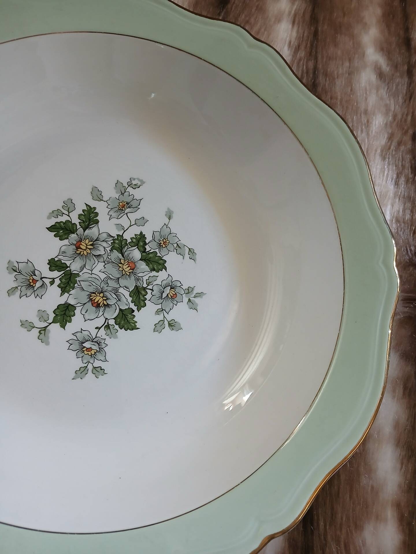 2 large old dishes Saint Tropez