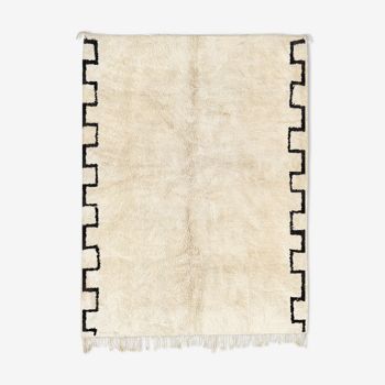 Modern white Moroccan carpet 240x340cm